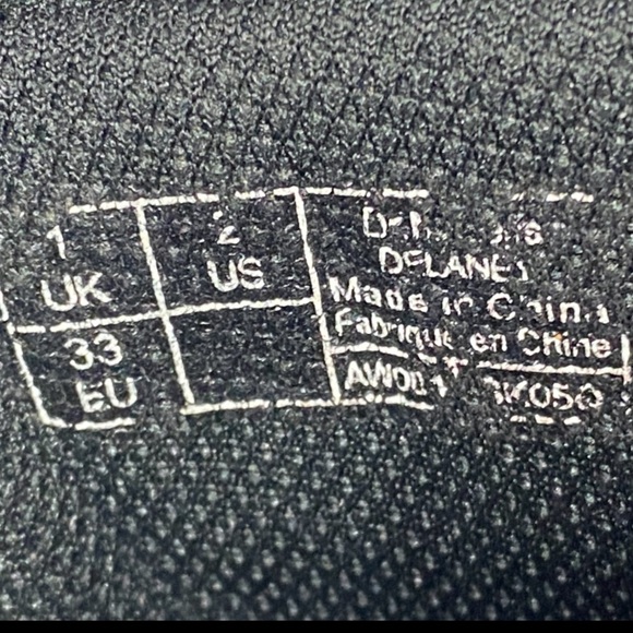 Dr. Martens 1460 Cherry Red Junior Delaney Boot - Picture 3 of 16